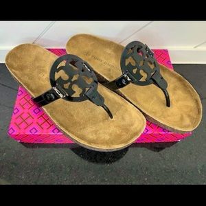 TORY BURCH MILLER CLOUD SANDAL BLACK/ NATURAL 7.5